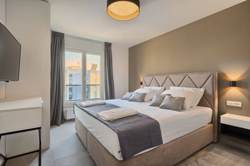 Apartment Liberty Living med Basseng IV Split