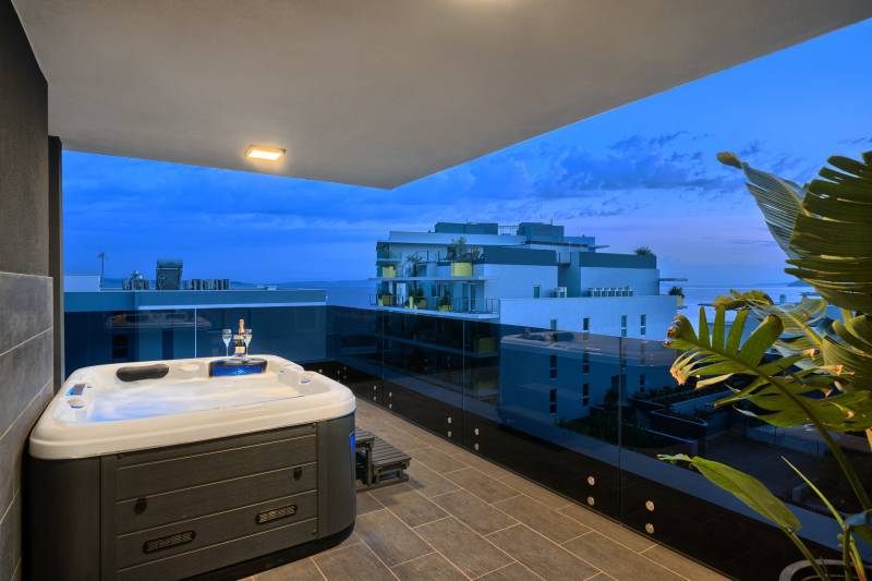 Penthouse Liberty Living s Bazenom Split