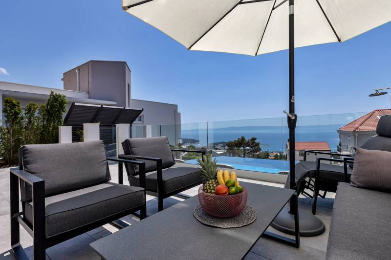 Villa Ninona mit beheiztem Pool II Makarska