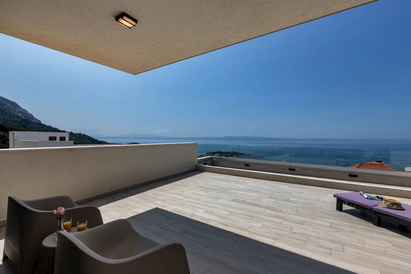 Villa Ninona mit beheiztem Pool II Makarska