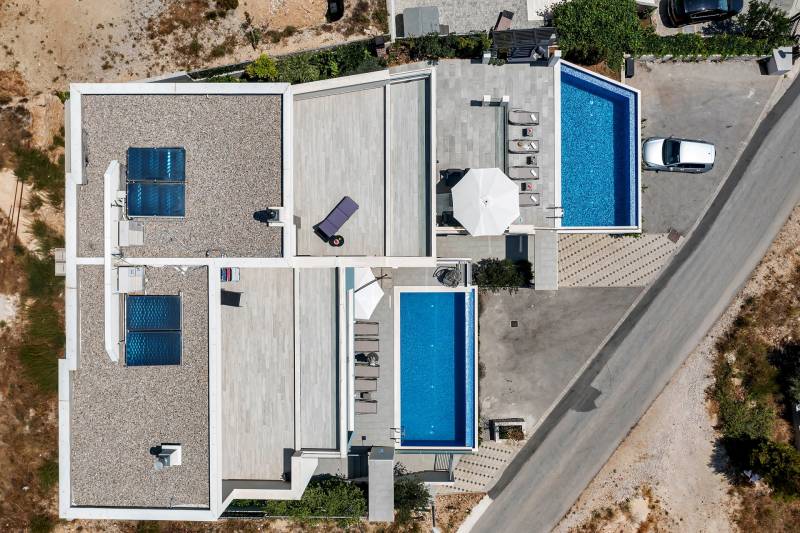 Villa Ninona mit beheiztem Pool II Makarska