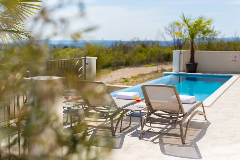 Villa Wisteria mit Pool Krk