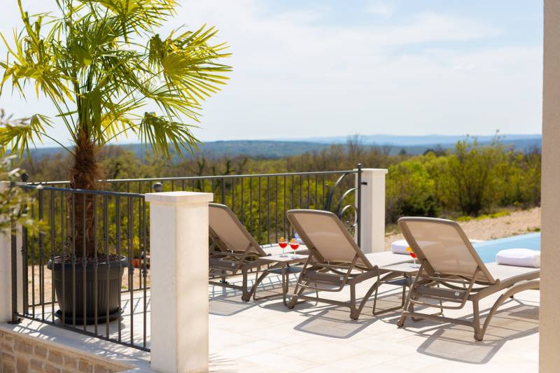 Villa Wisteria mit Pool Krk