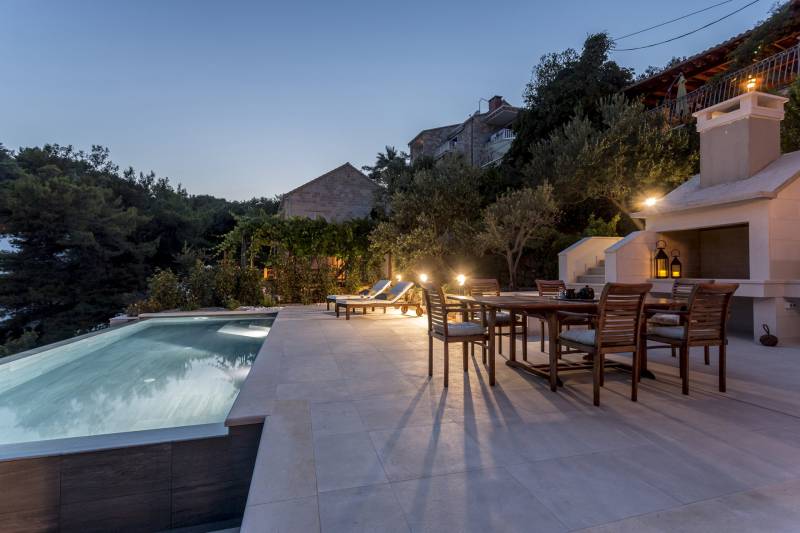 Villa Brazza mit Infinity Pool Brač