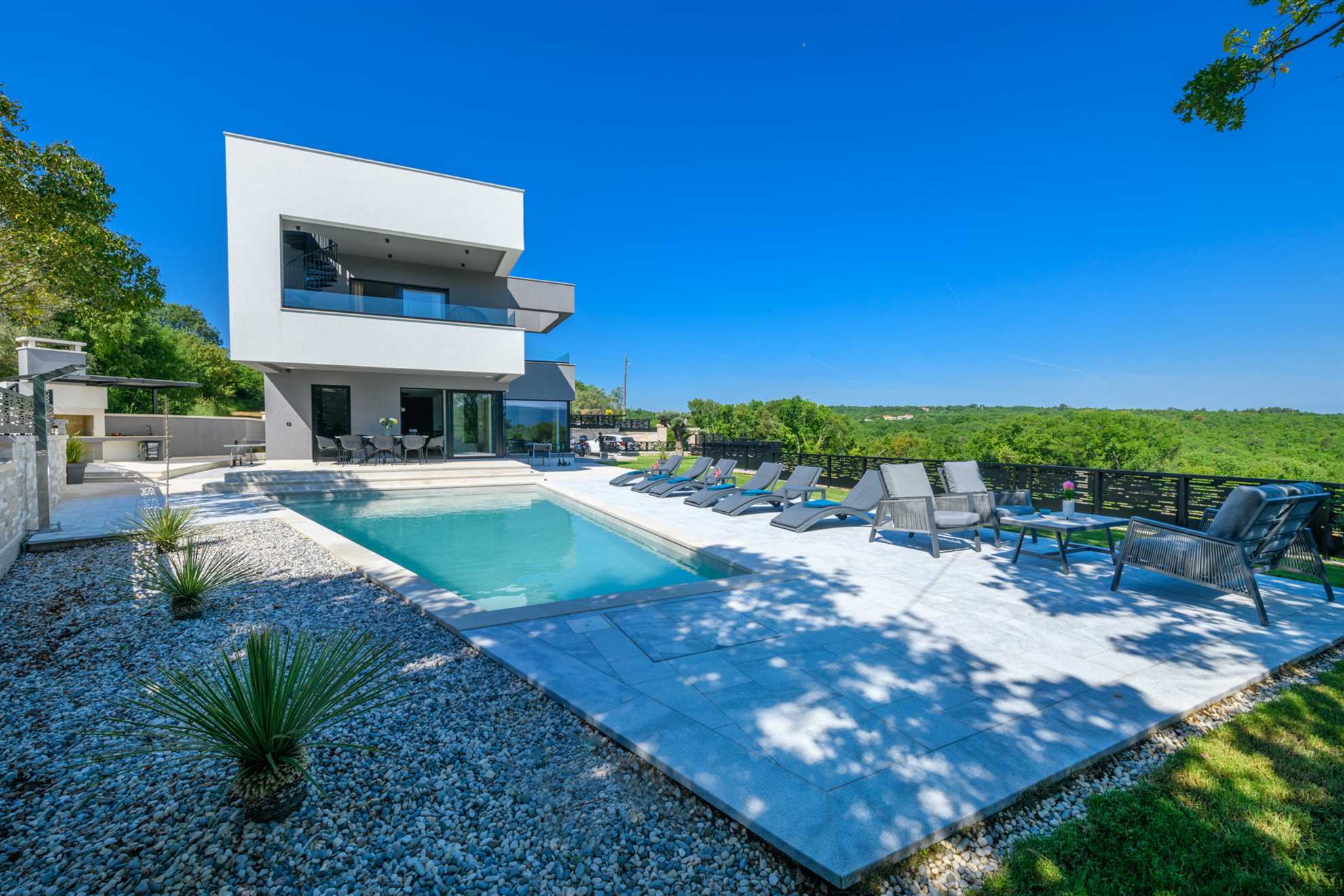Luxury Villa Helix with Pool