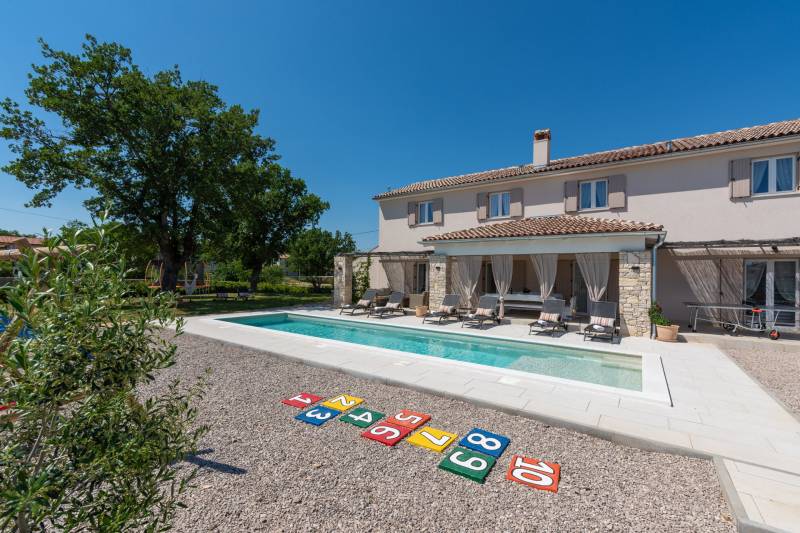 Villa Paloma Blanca with Pool Rabac