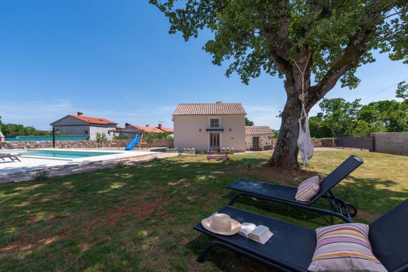 Villa Paloma Blanca with Pool Rabac