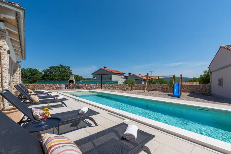 Villa Paloma Blanca with Pool Rabac