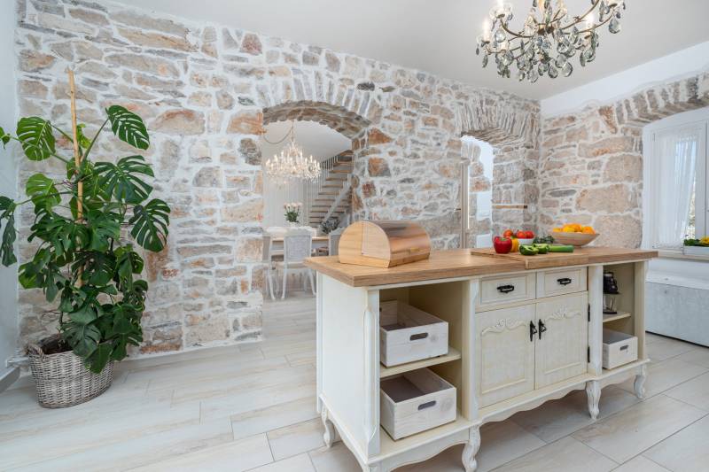 Villa Paloma Blanca with Pool Rabac