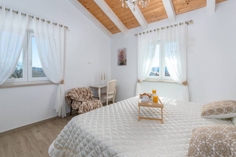 Villa Paloma Blanca with Pool Rabac