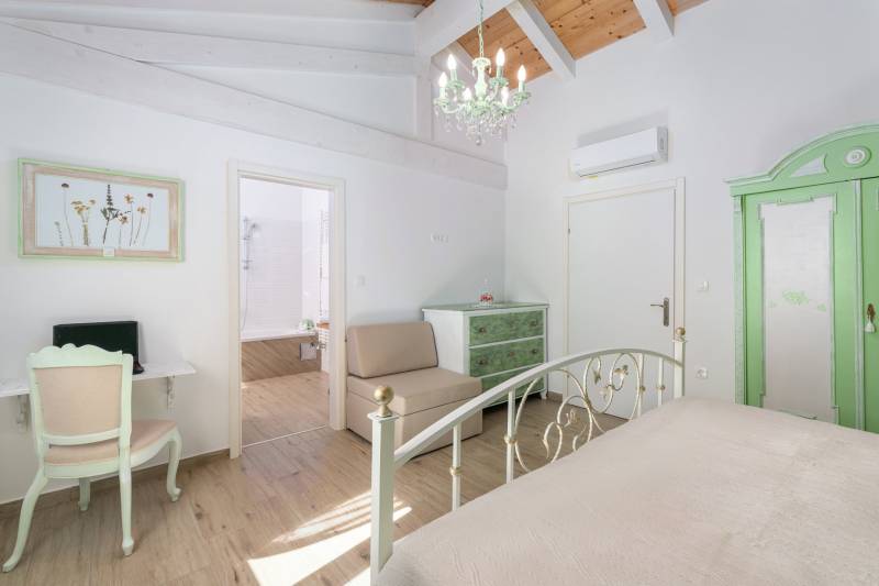 Villa Paloma Blanca with Pool Rabac