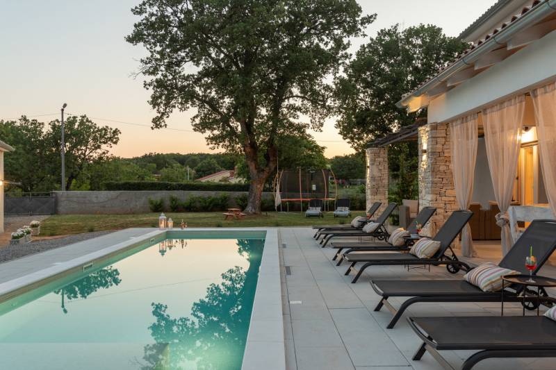 Villa Paloma Blanca with Pool Rabac