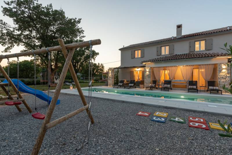 Villa Paloma Blanca with Pool Rabac