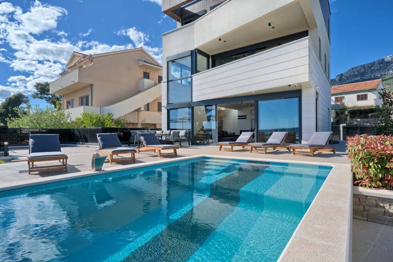 Luxusvilla Imperio mit Pool Split