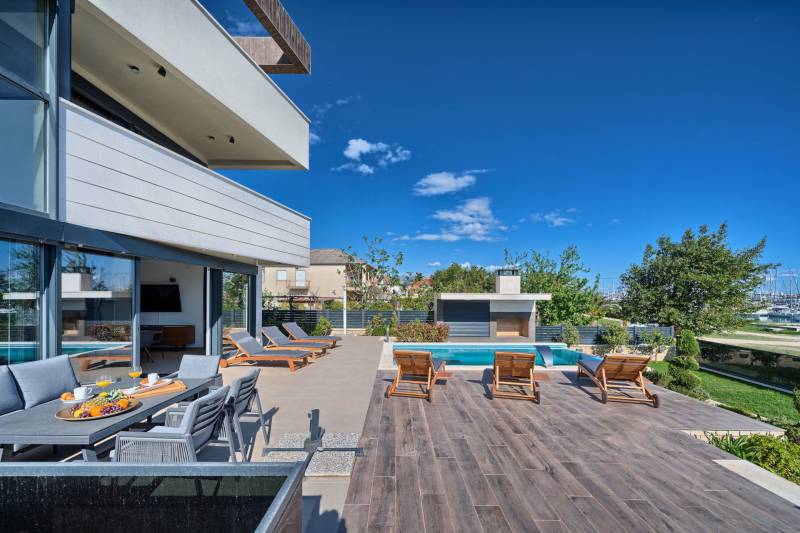 Luxusvilla Imperio mit Pool Split