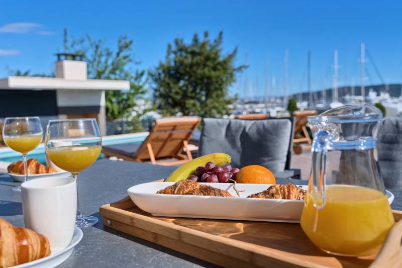Luxusvilla Imperio mit Pool Split