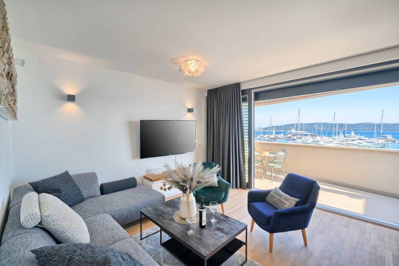 Luxusvilla Imperio mit Pool Split