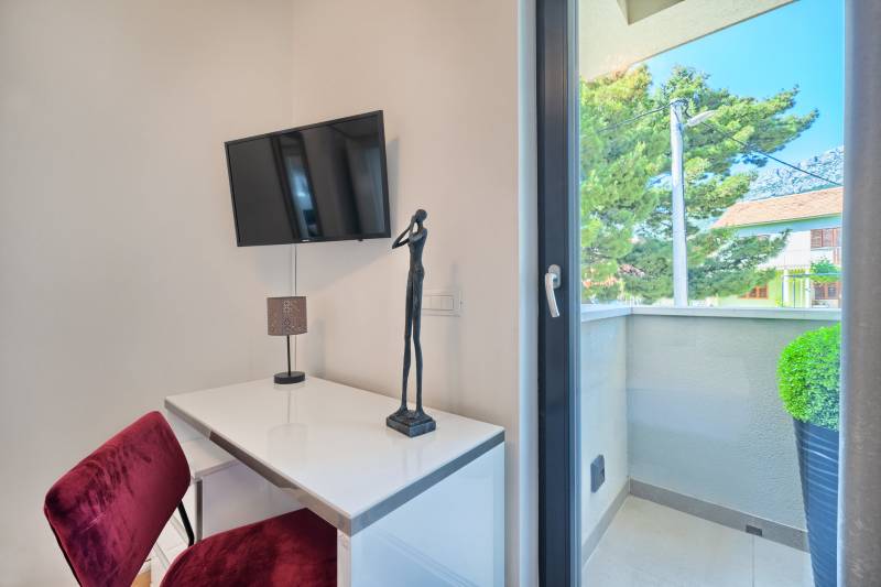 Luxusvilla Imperio mit Pool Split