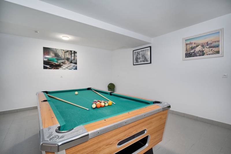 Luxusvilla Imperio mit Pool Split