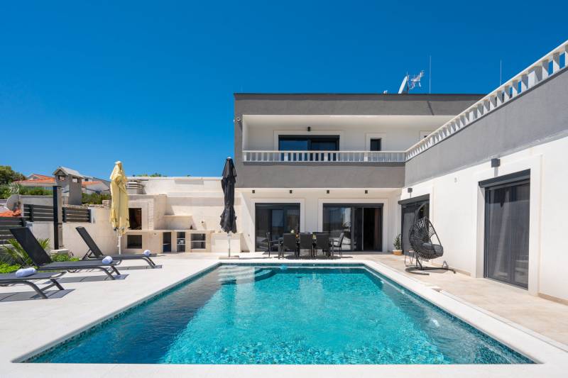 Luxury Villa Bonaza with Pool Trogir