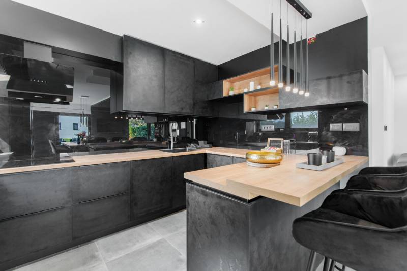 Luksuzna Vila Black Onyx s Bazenom Pula