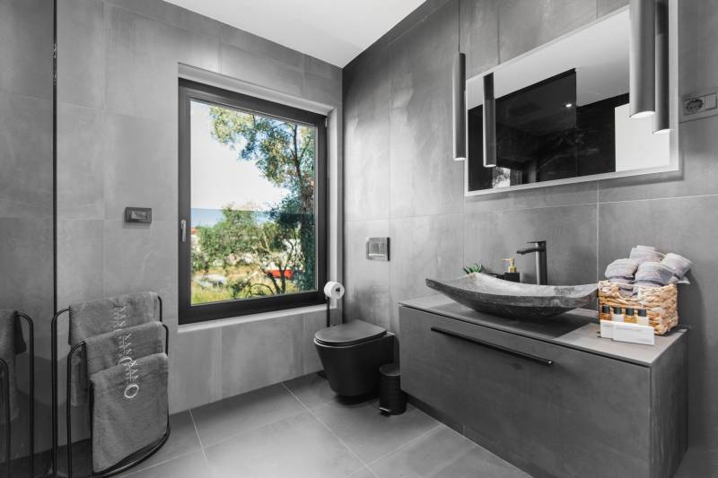 Luksuzna Vila Black Onyx s Bazenom Pula