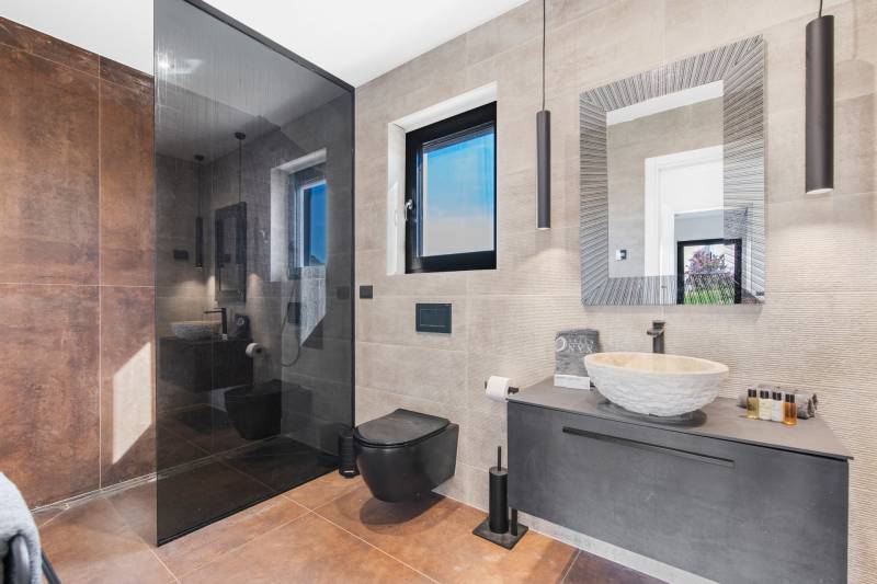 Luksuzna Vila Black Onyx s Bazenom Pula