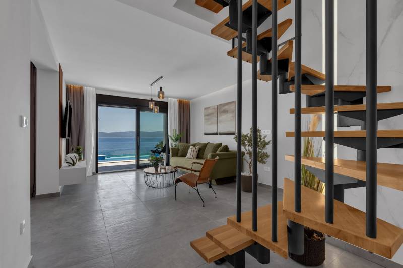 Beachfront Villa Immortelle with Pool Omiš