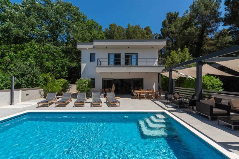 Luxury Villa Bosque with Pool