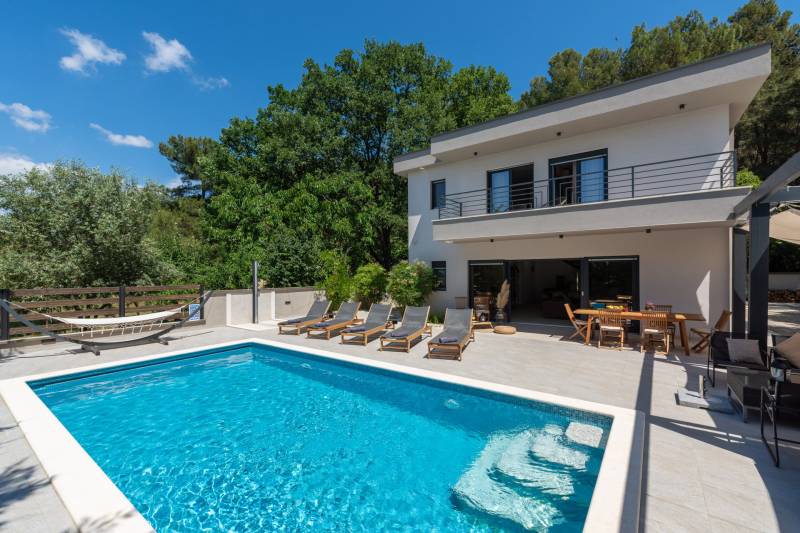 Luxusvilla Bosque mit Pool Pula