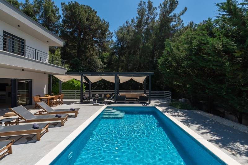 Luxusvilla Bosque mit Pool Pula