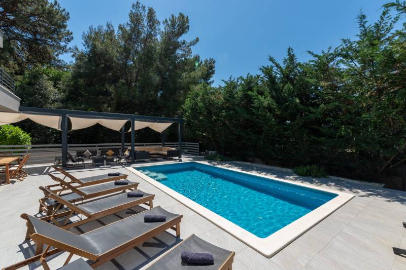 Luxusvilla Bosque mit Pool Pula