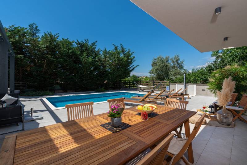 Luxusvilla Bosque mit Pool Pula