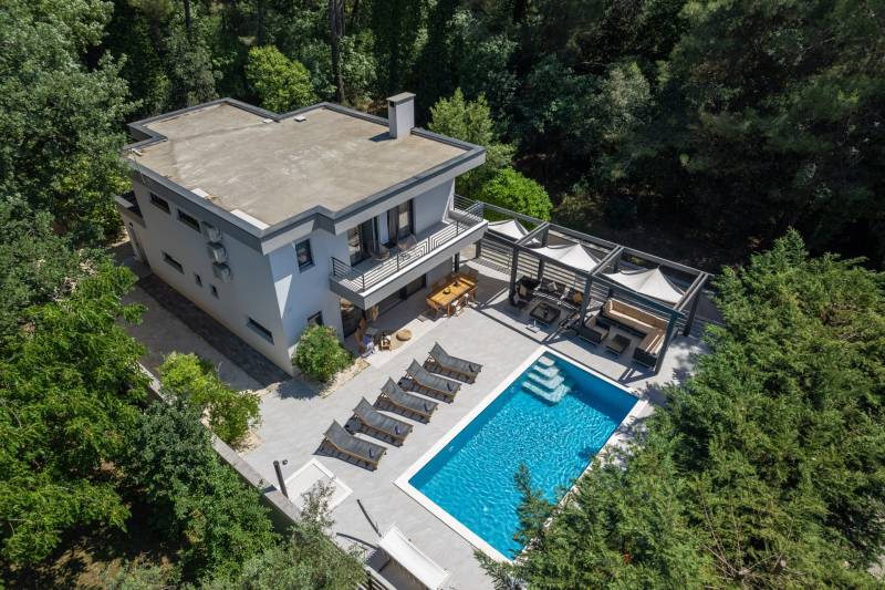 Luxusvilla Bosque mit Pool Pula