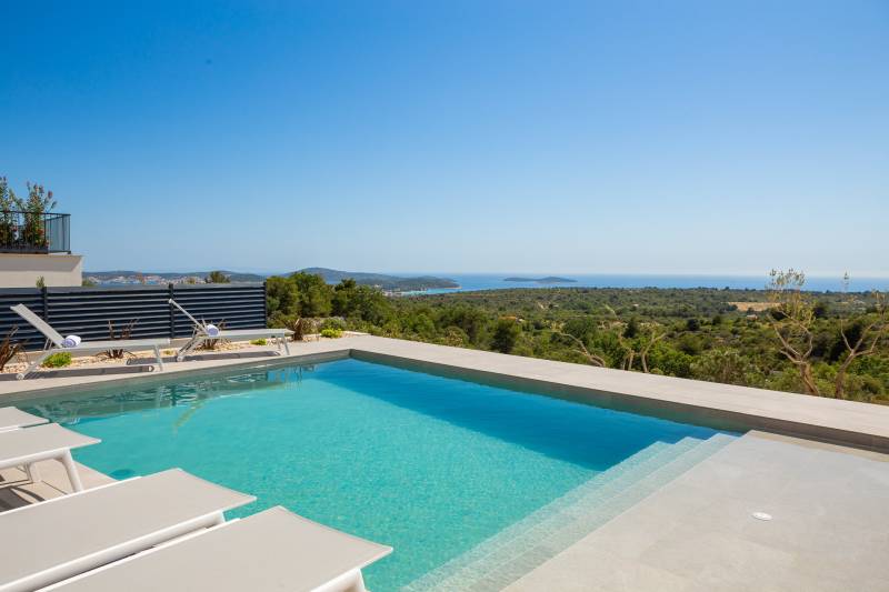 Villa Great Escape with Pool Primošten