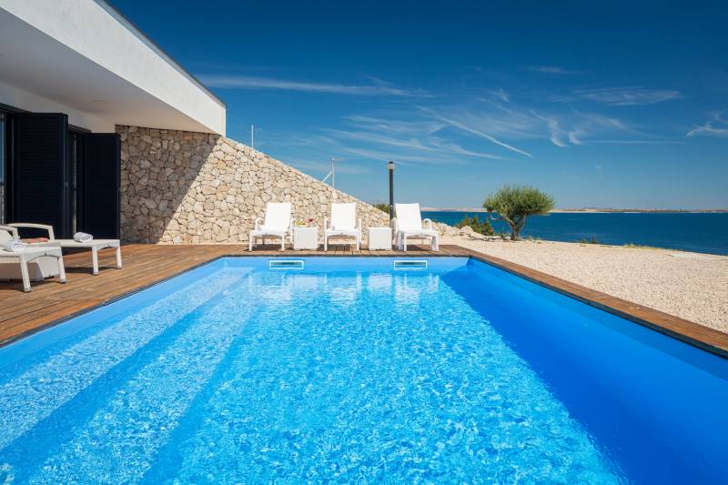 Villa Desert Rose mit Pool Pag