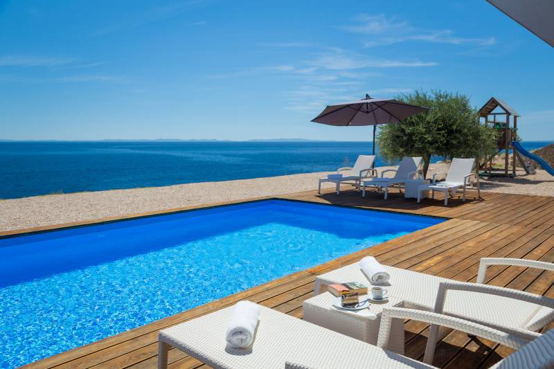 Villa Desert Rose mit Pool Pag