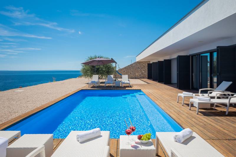 Villa Desert Rose mit Pool Pag