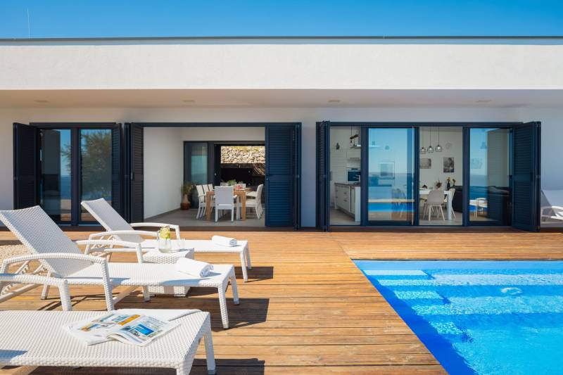 Villa Desert Rose mit Pool Pag