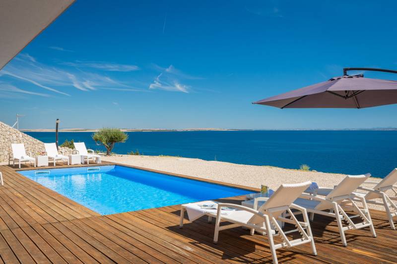 Villa Desert Rose mit Pool Pag
