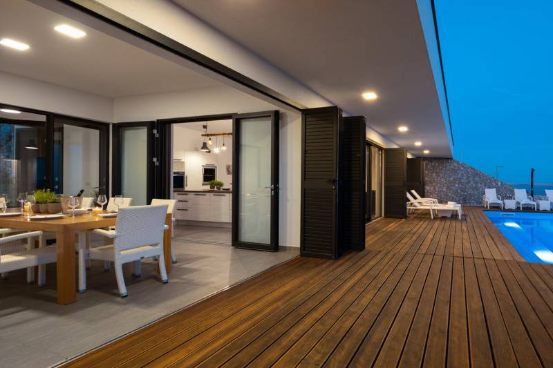 Villa Desert Rose mit Pool Pag