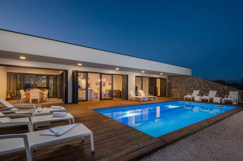 Villa Desert Rose mit Pool Pag