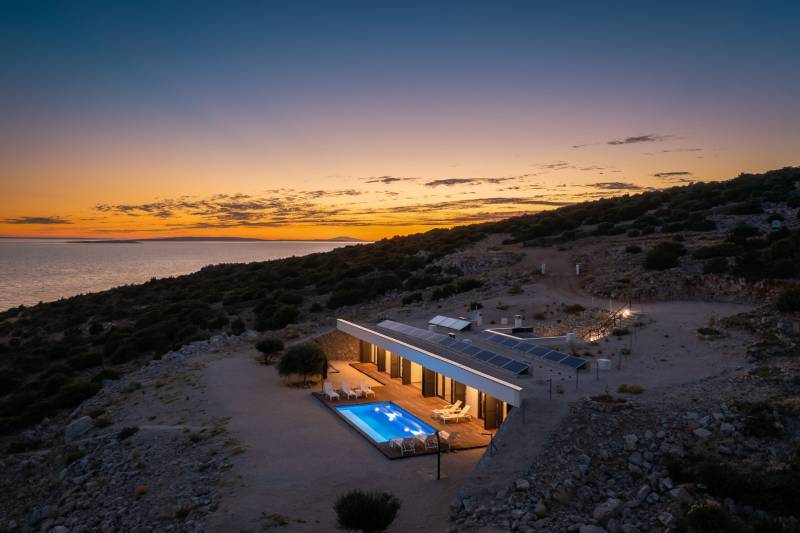 Villa Desert Rose mit Pool Pag