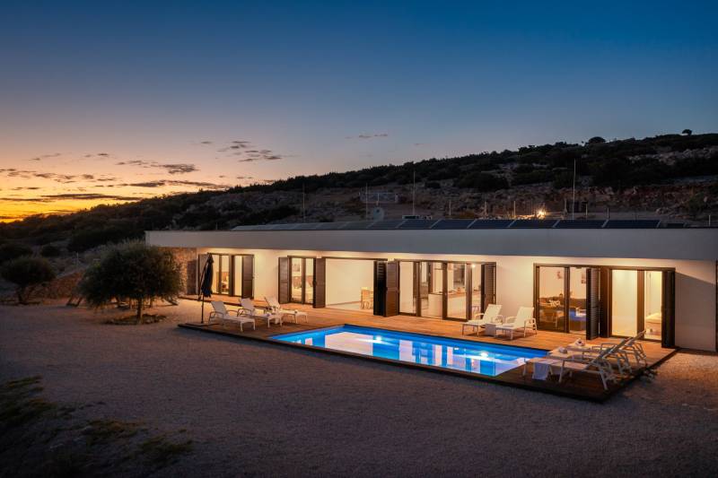 Villa Desert Rose mit Pool Pag