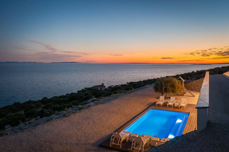 Villa Desert Rose mit Pool Pag
