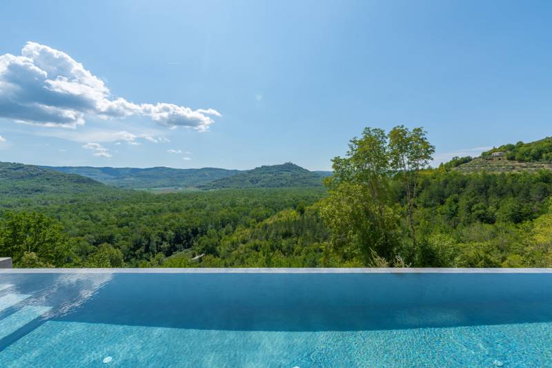 Villa Paradise Found with Pool Motovun