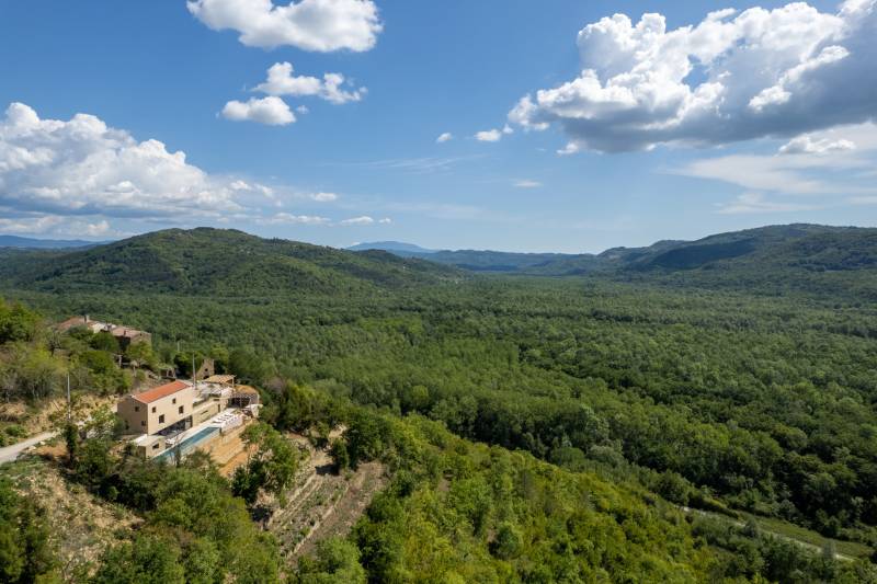 Villa Paradise Found with Pool Motovun
