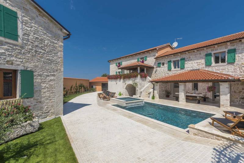 Villa Korina with Pool Poreč