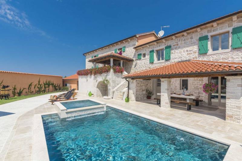 Villa Korina with Pool Poreč