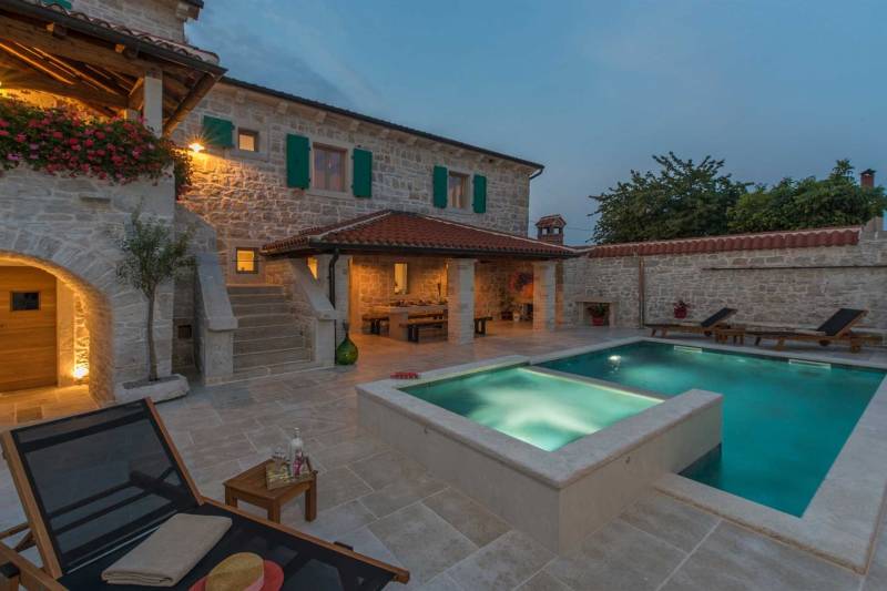 Villa Korina with Pool Poreč